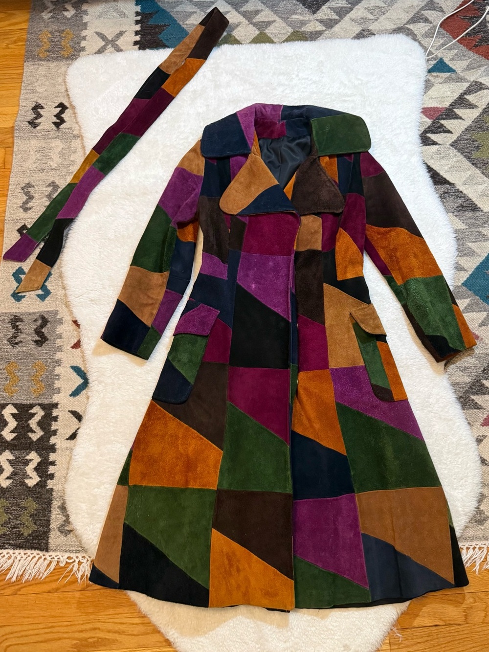 Vintage 70s Suede Patchwork Coat, Beautiful Condition - Picture 14 of 16